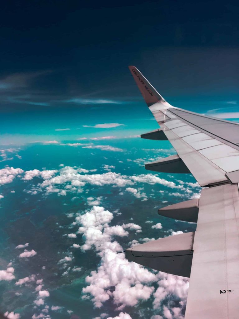 11 načina kako uštediti novac na putovanjima - Uštedite na avionskim kartama